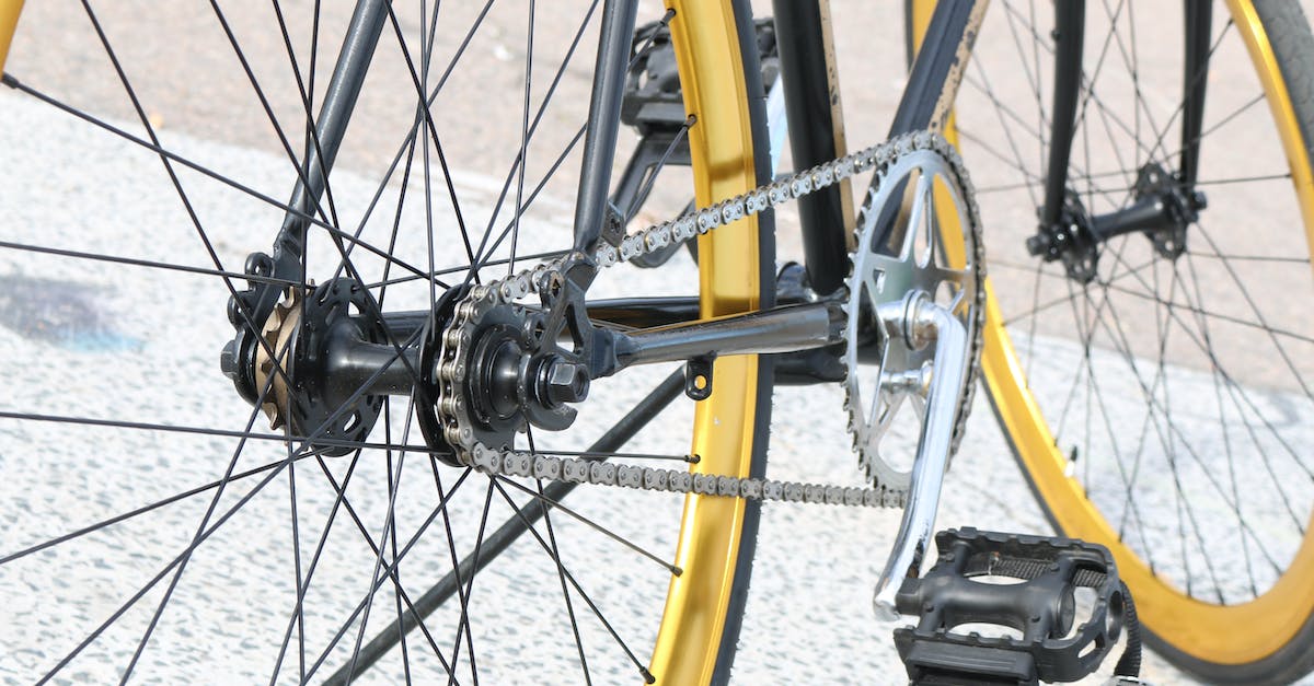 spoke-tightener