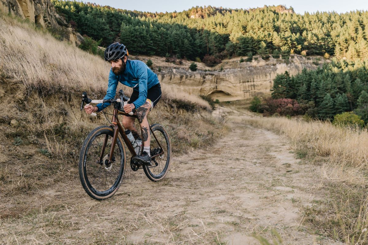 Gravel grinding