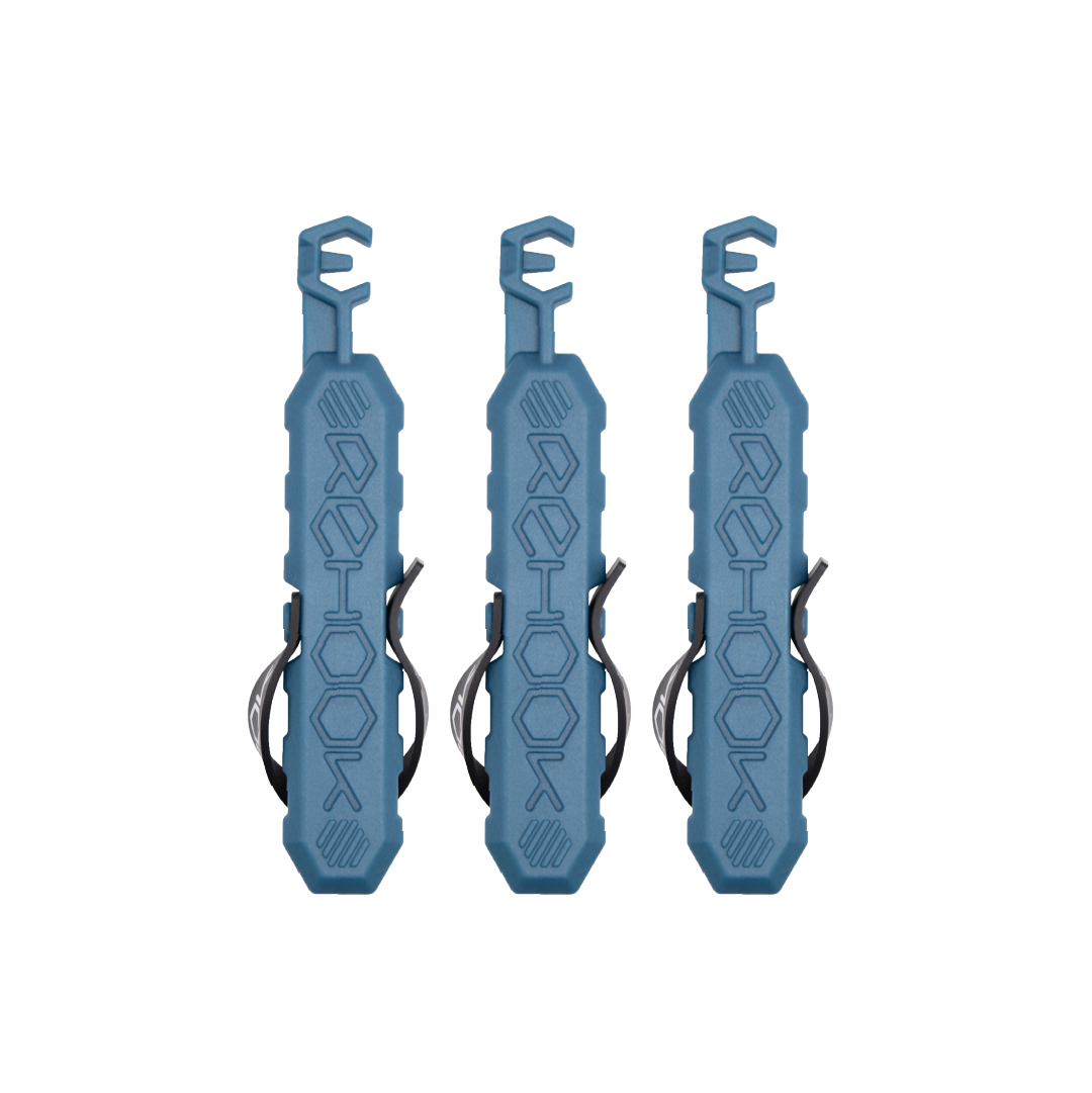 Rehook chain deals tool