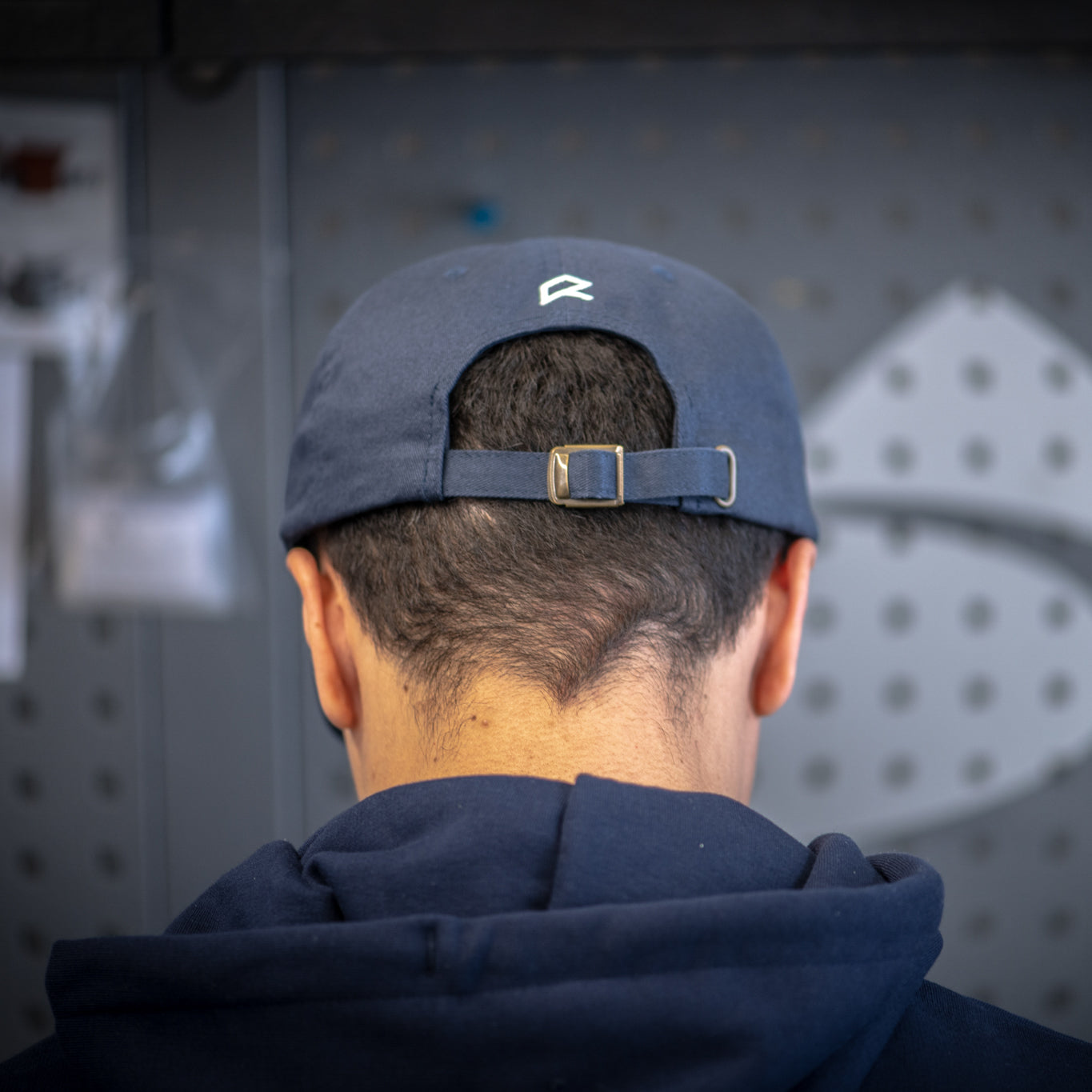 Rehook Adjustable Low-Profile Cap