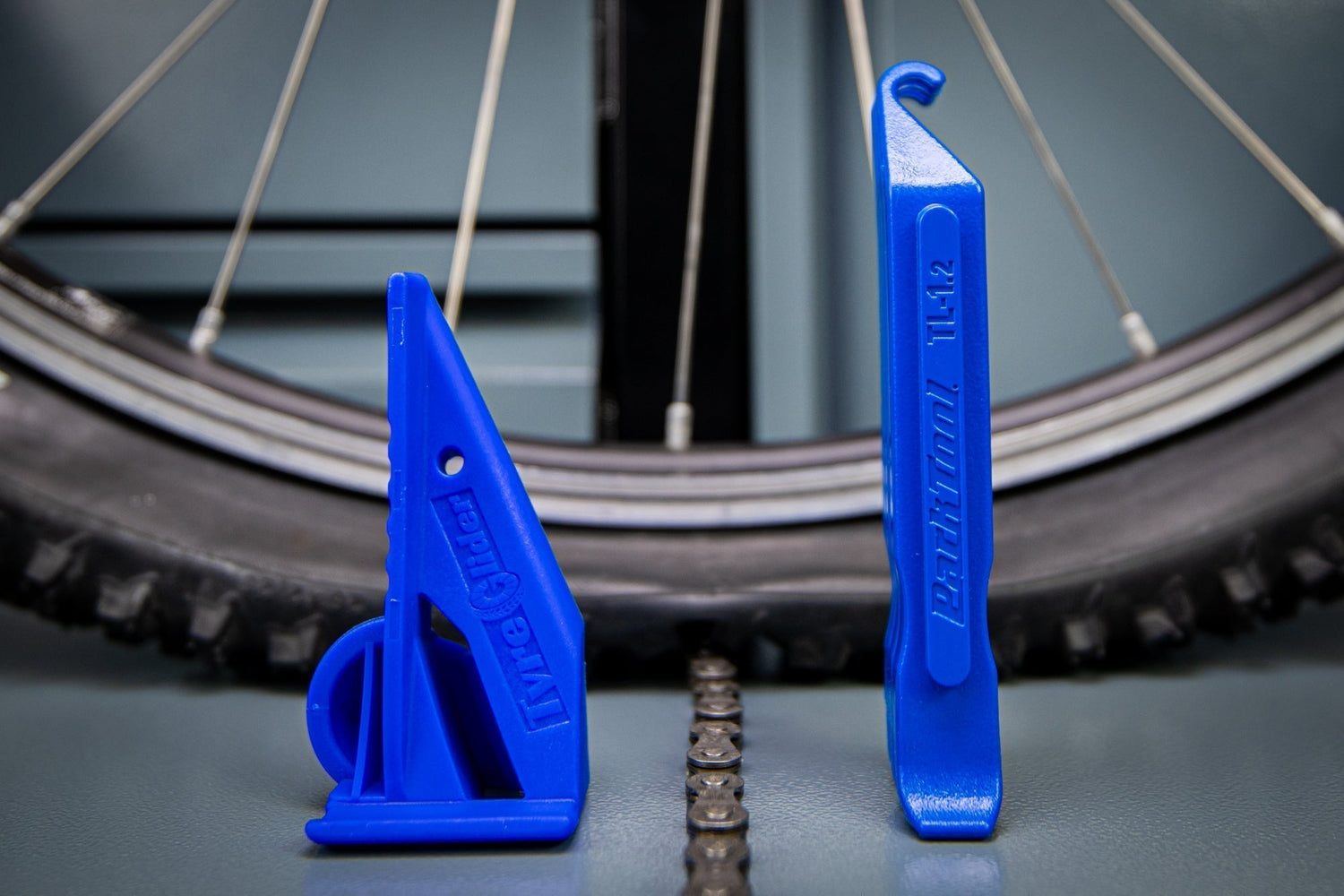 Tyre Glider VS Park Tool TL-1.2