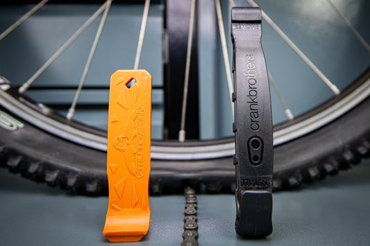 Speedier Lever VS Tyre Monkey