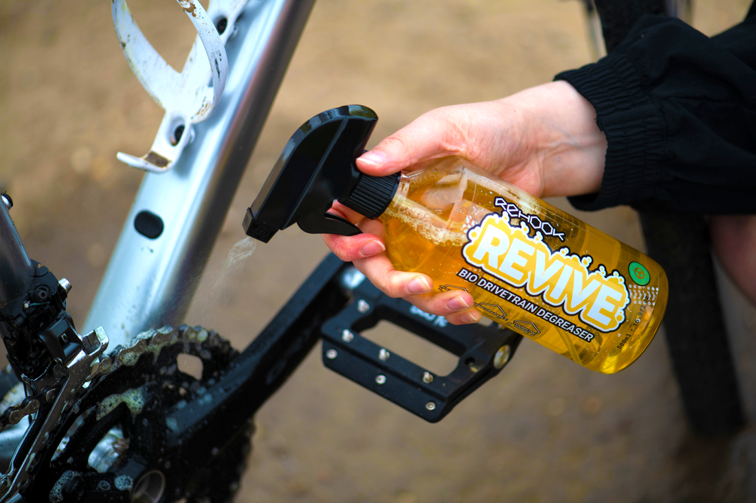 Using your Rehook Bio Drivetrain Degreaser