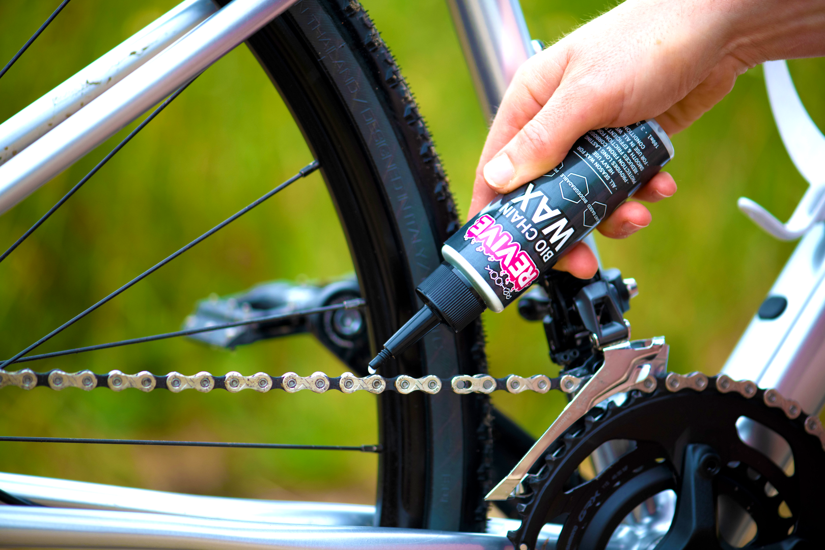 Using your Rehook Bio Chain Wax