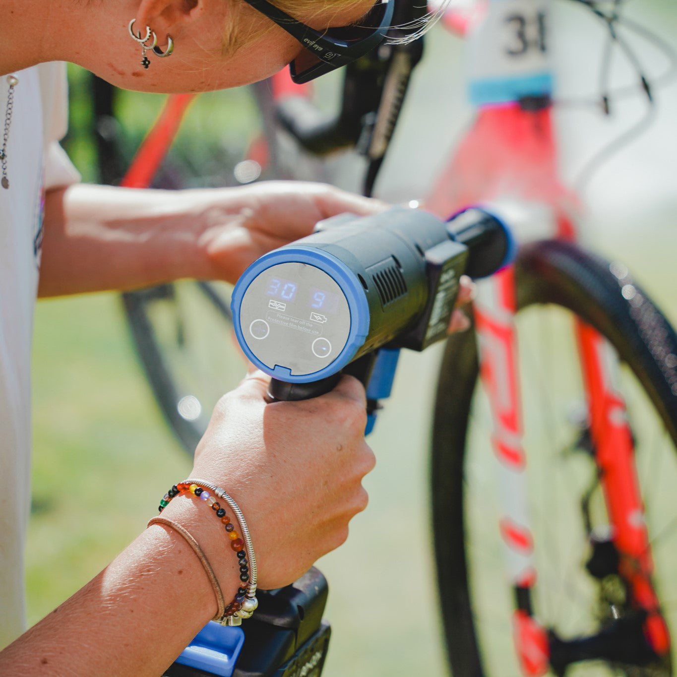 Rehook Cordless Bike Pressure Washer